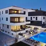 Ankora 2 With Heated Pool Lejlighed *