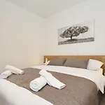 Ankora 2 With Heated Pool *