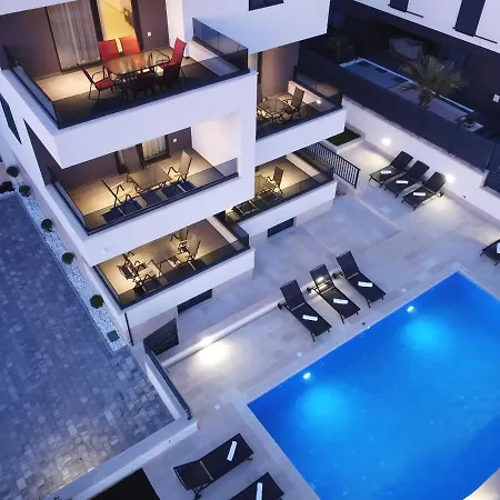 Ankora 2 With Heated Pool Biograd Na Moru