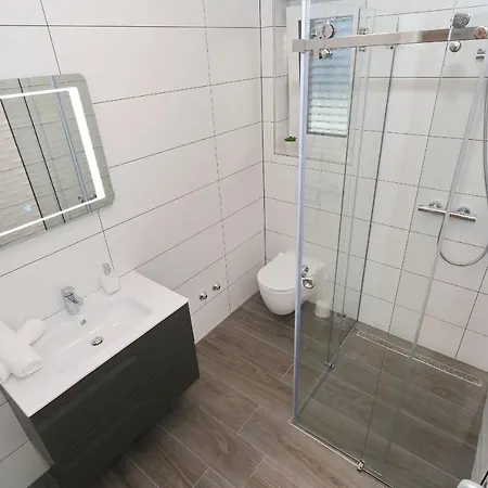Ankora 2 With Heated Pool Apartman