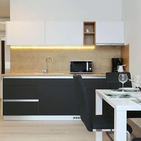 Ankora 2 With Heated Pool *