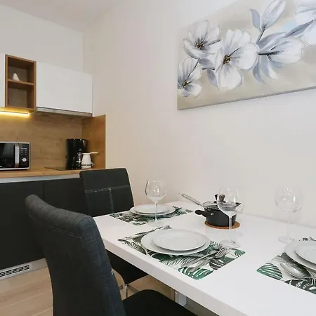 Ankora 2 With Heated Pool Apartman