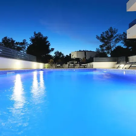 Ankora 2 With Heated Pool Apartman Biograd Na Moru