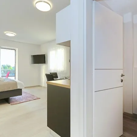 Ankora 2 With Heated Pool Biograd Na Moru