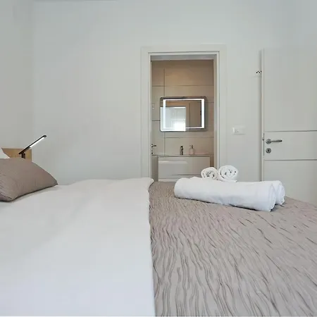 Ankora 2 With Heated Pool *