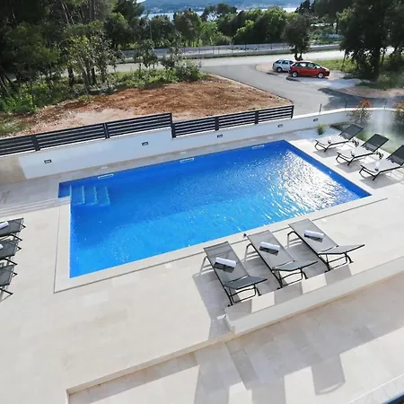 Ankora 2 With Heated Pool Apartament Biograd Na Moru