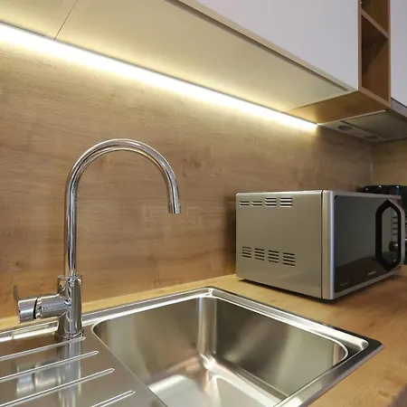 Ankora 2 With Heated Pool