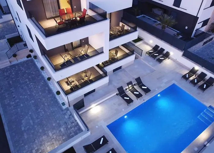 Ankora 2 With Heated Pool 비오그라드나모루