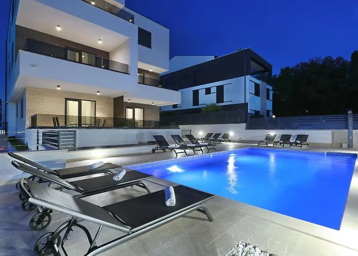 Ankora 2 With Heated Pool *