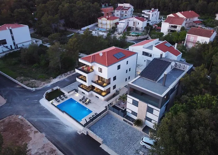 Ankora 2 With Heated Pool Lägenhet Biograd Na Moru