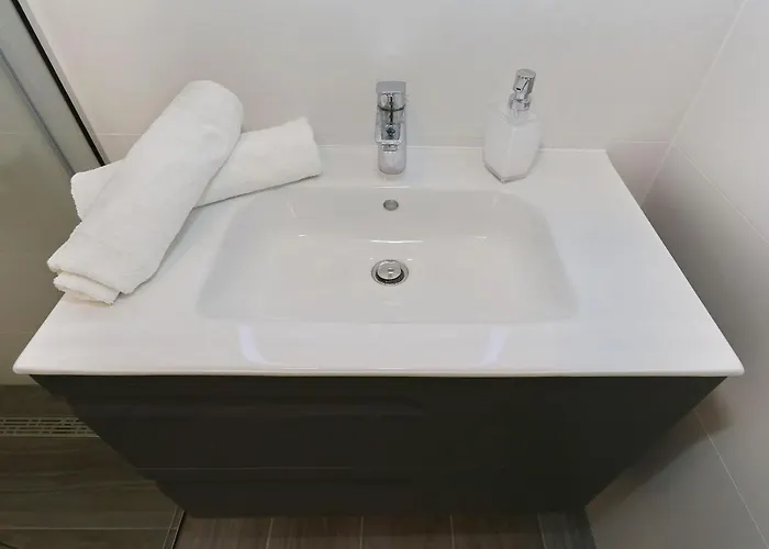 아파트 Ankora 2 With Heated Pool *