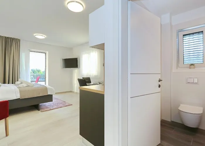 Ankora 2 With Heated Pool Biograd Na Moru