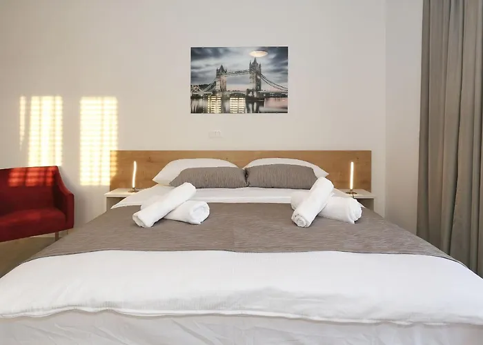 Lägenhet Ankora 2 With Heated Pool Biograd Na Moru