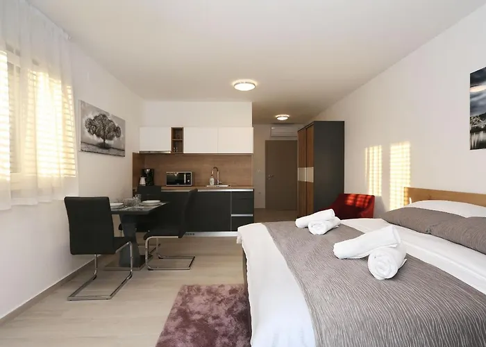 Ankora 2 With Heated Pool Apartman