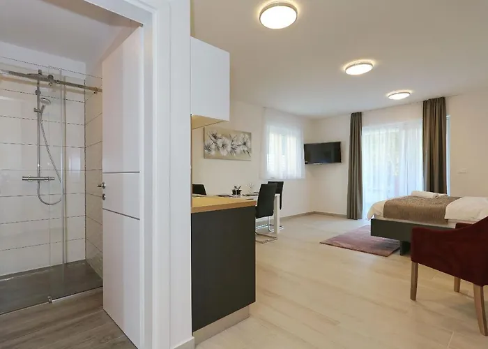 Ankora 2 With Heated Pool 아파트