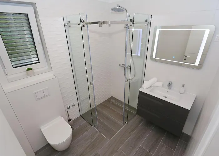 Ankora 2 With Heated Pool 아파트 *