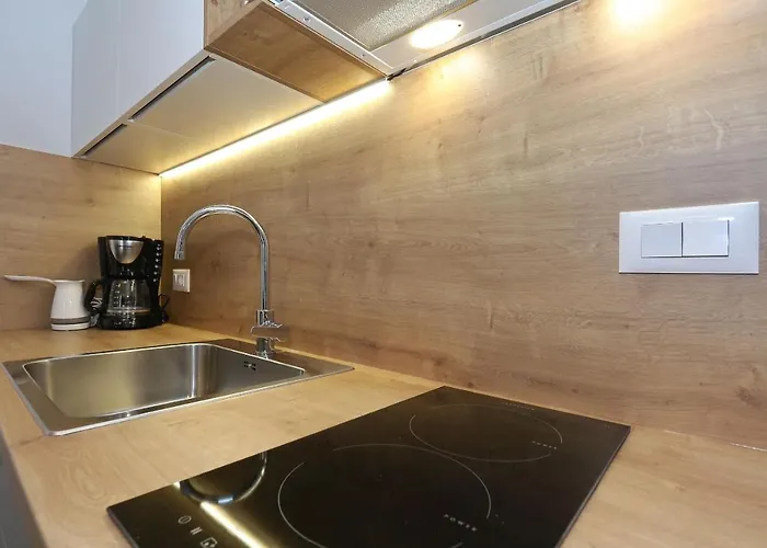 Ankora 2 With Heated Pool 아파트 *