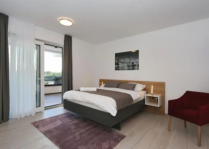 Ankora 2 With Heated Pool 비오그라드나모루