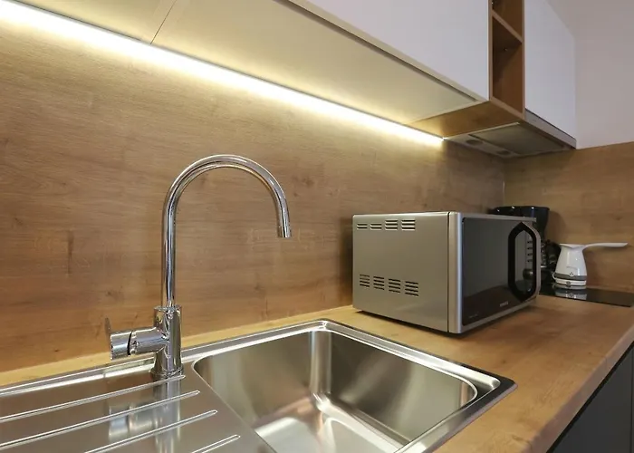 Ankora 2 With Heated Pool