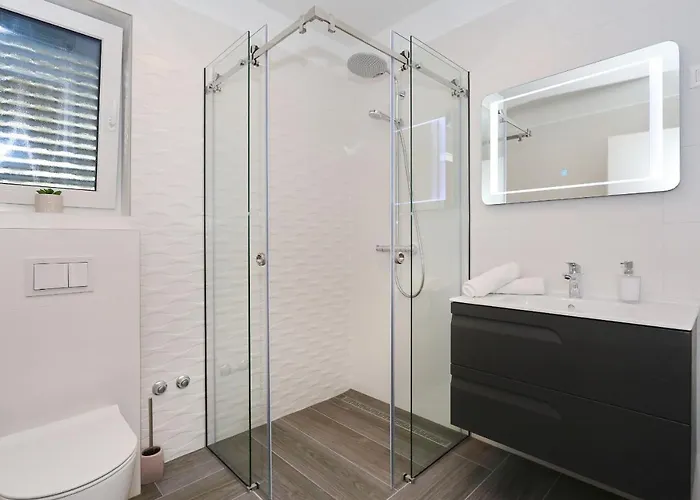 아파트 Ankora 2 With Heated Pool *